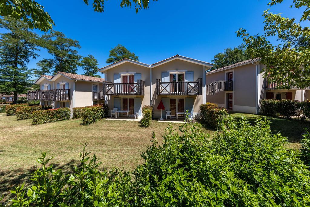 Vacanceole - Le Domaine Du Golf D'Albret Barbaste Exterior foto