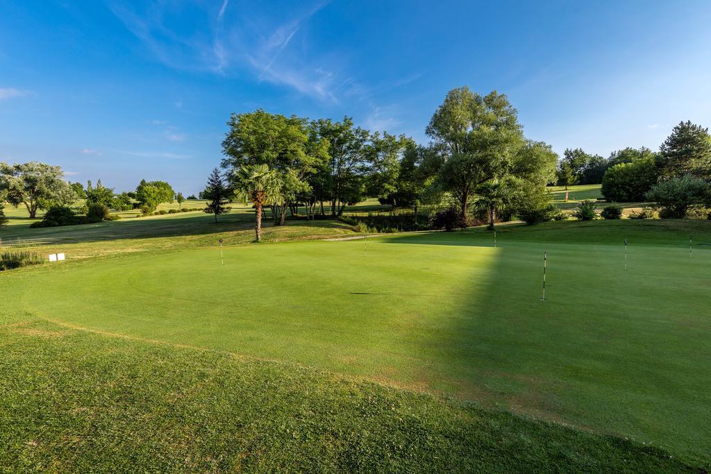 Vacanceole - Le Domaine Du Golf D'Albret Barbaste Exterior foto